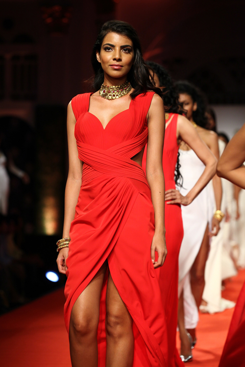 Picture of the Azva Show at India Bridal Fashion Week