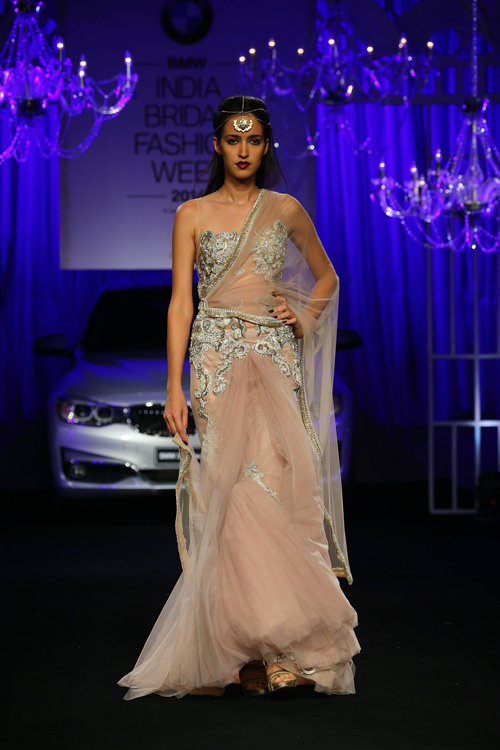 Picture of the BMW IBFW 2014: Shane and Falguni Peacock show
