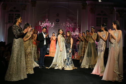 Picture of the BMW IBFW 2014: Shane and Falguni Peacock show