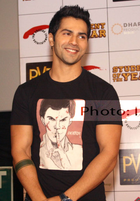 2924.Varun-Dhawan-promoting-Student-of-the-Year.jpg